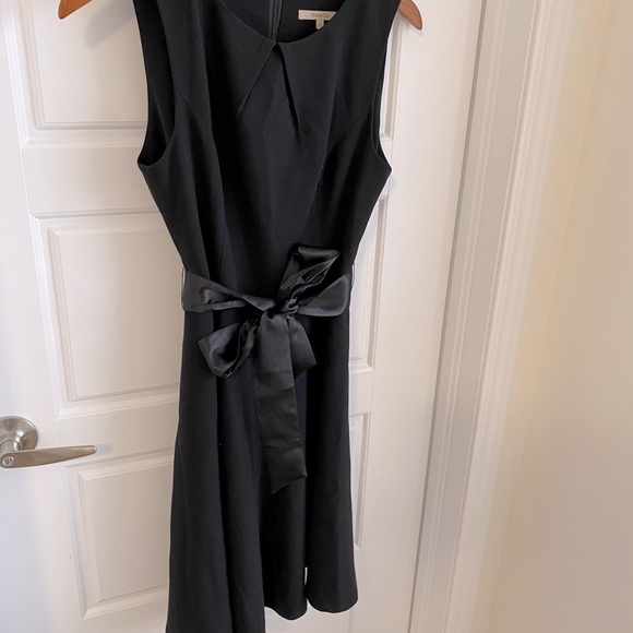 Classy Little Black Dress - Picture 1 of 7